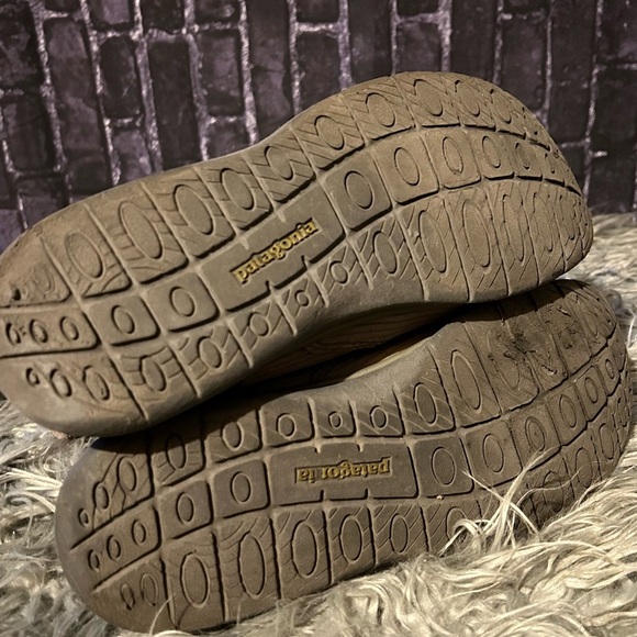 PATAGONIA Men's Maui Mid Corduroy Slip On Sz 8 GUC - Picture 15 of 16